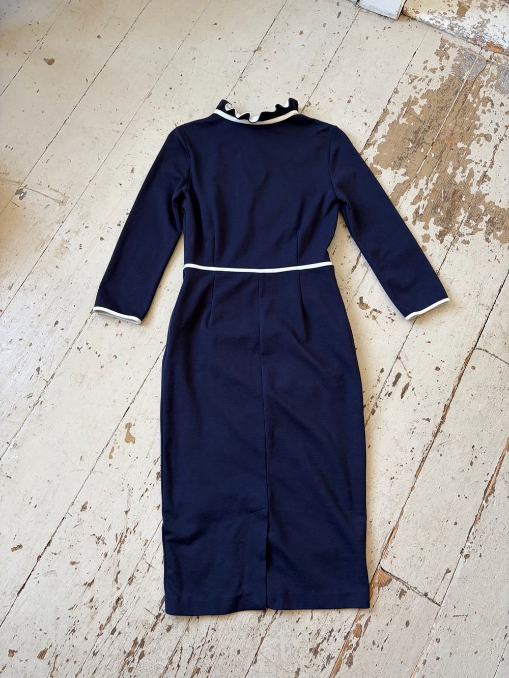 Boden Navy Layla Sheath Dress with Cream Trim and Tie Neck - Picture 4 of 14